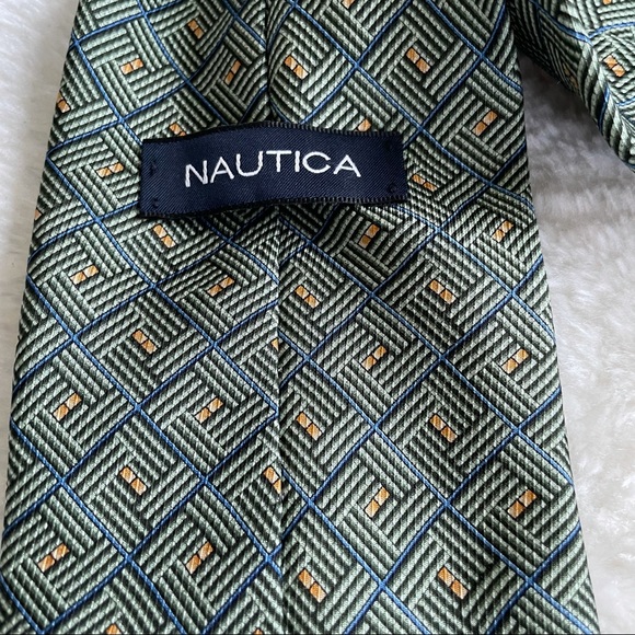 Nautica Green Blue and Gold Geometric Pattern Textured Silk Tie - Picture 8 of 10